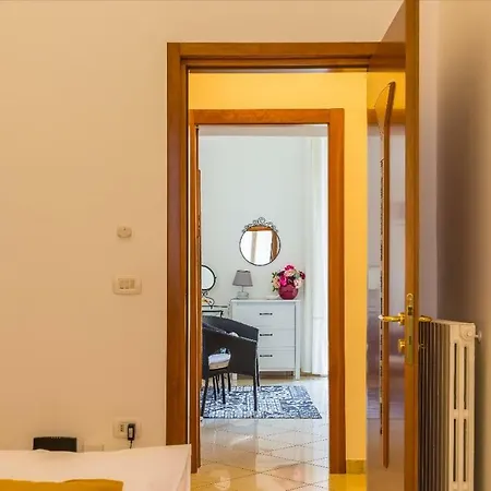 Domus Claudiana Apartment Naples Exterior photo