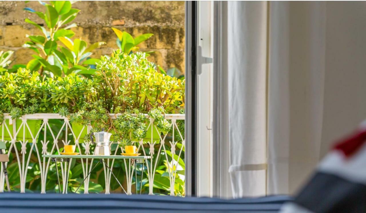 Domus Claudiana Apartment *
