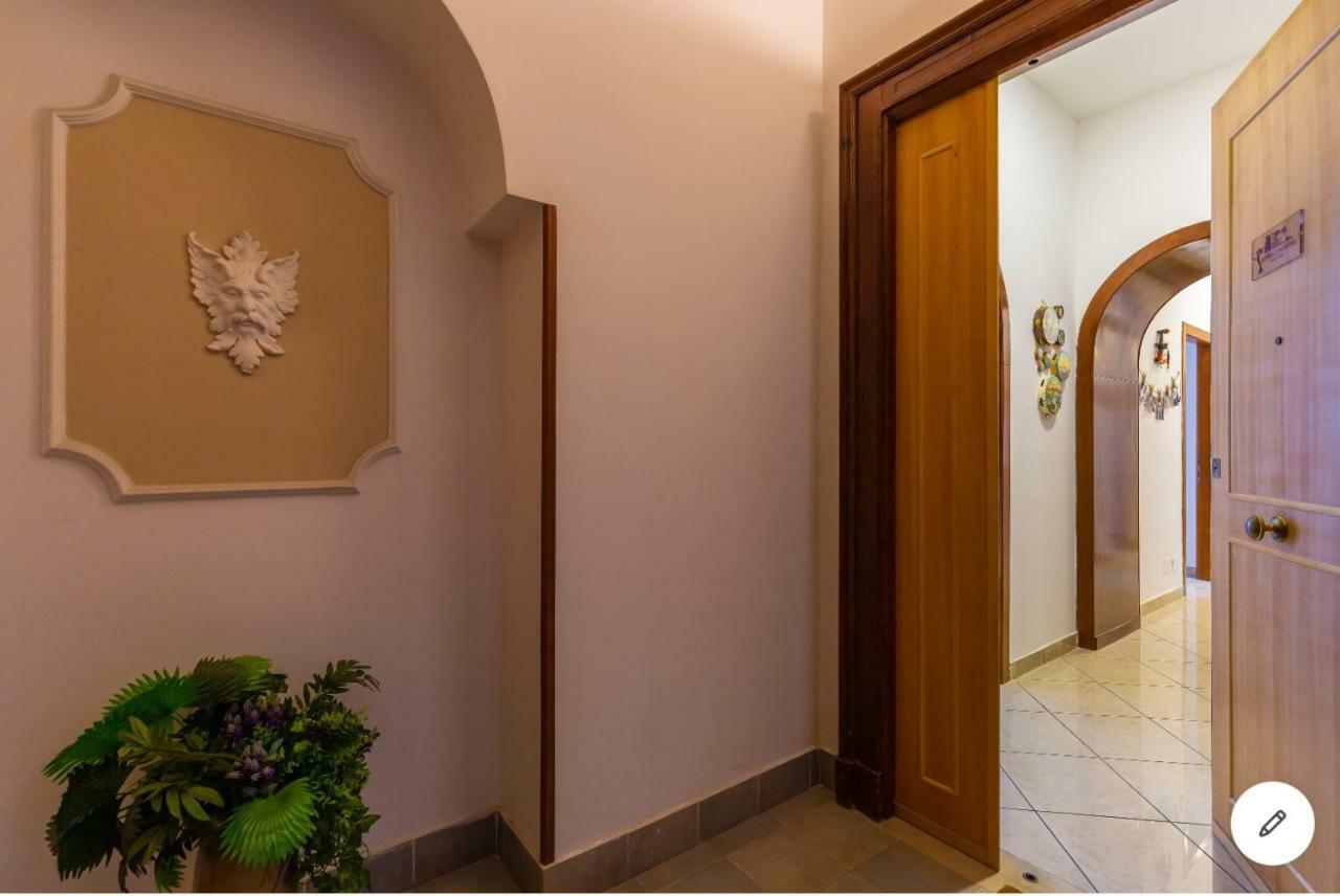 Domus Claudiana Apartment